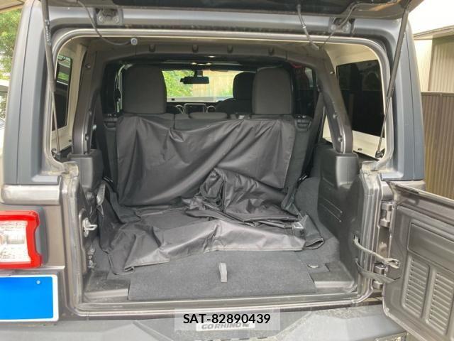 Jeep WRANGLER 2019-04 8366450-8