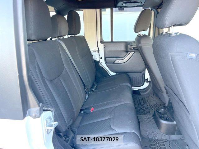 Jeep WRANGLER 2016-06 8366451-9