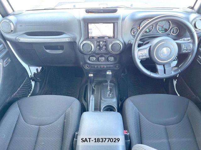 Jeep WRANGLER 2016-06 8366451-1