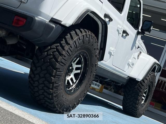 Jeep WRANGLER 2021-04 8562240-14
