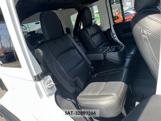 Jeep WRANGLER 2021-04 8562240-28