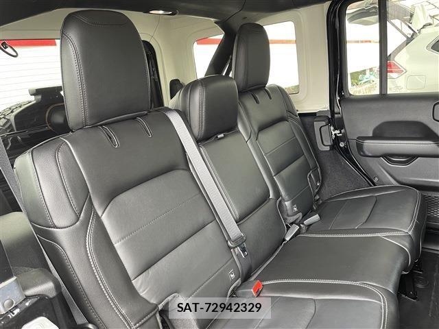 Jeep WRANGLER 2021-06 8562246-15