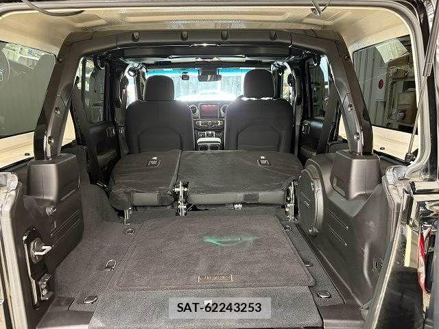 Jeep WRANGLER 2019-08 8627240-12