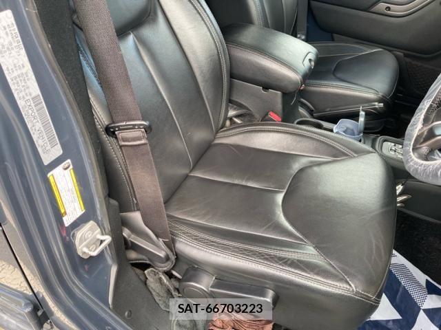 Jeep WRANGLER 2018-03 8666309-11
