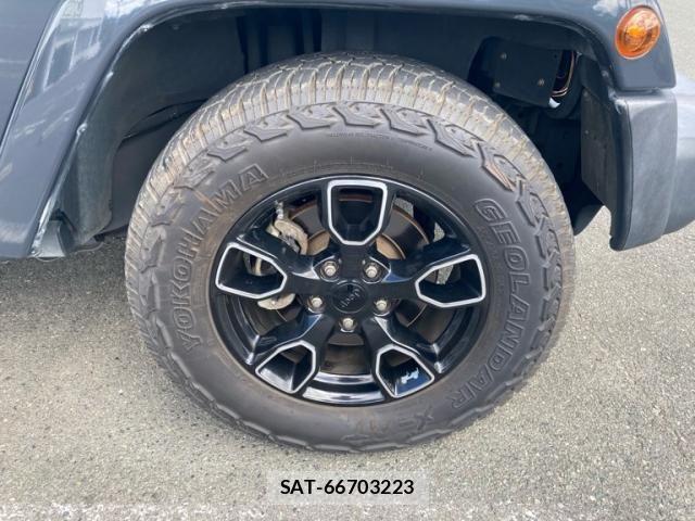 Jeep WRANGLER 2018-03 8666309-5