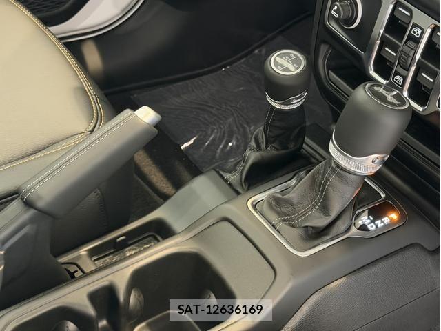 Jeep WRANGLER 2026-05 8659607-12