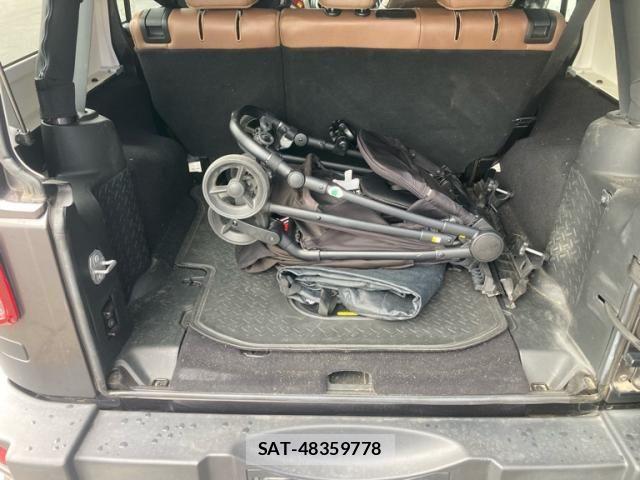 Jeep WRANGLER 2018-03 8659633-14
