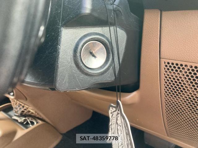 Jeep WRANGLER 2018-03 8659633-16