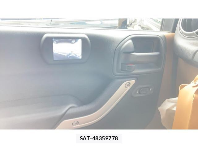 Jeep WRANGLER 2018-03 8659633-26
