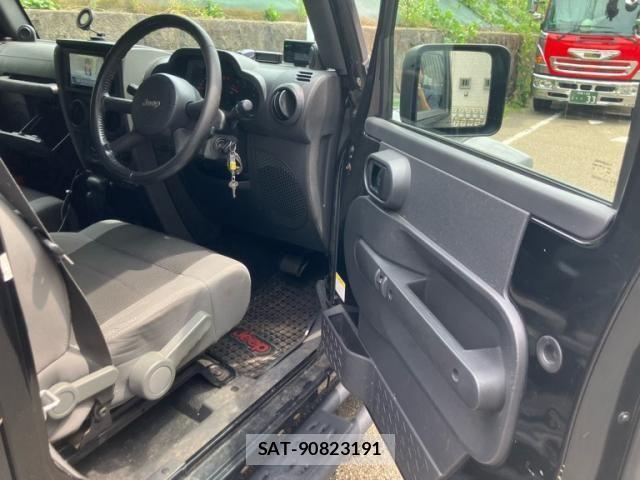 Jeep WRANGLER 2007-04 8742954-13