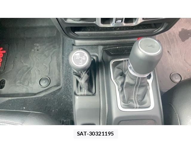 Jeep WRANGLER 2024-05 8742939-16
