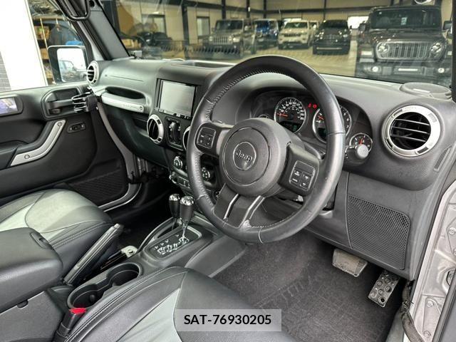 Jeep WRANGLER 2018-06 8742950-1
