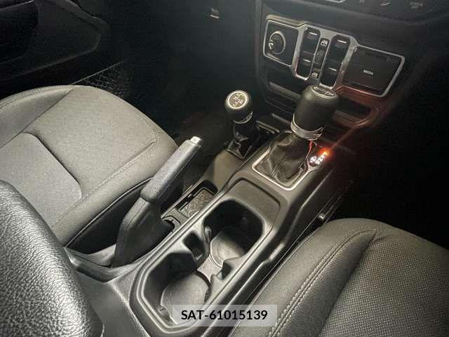 Jeep WRANGLER 2020-08 8742948-14