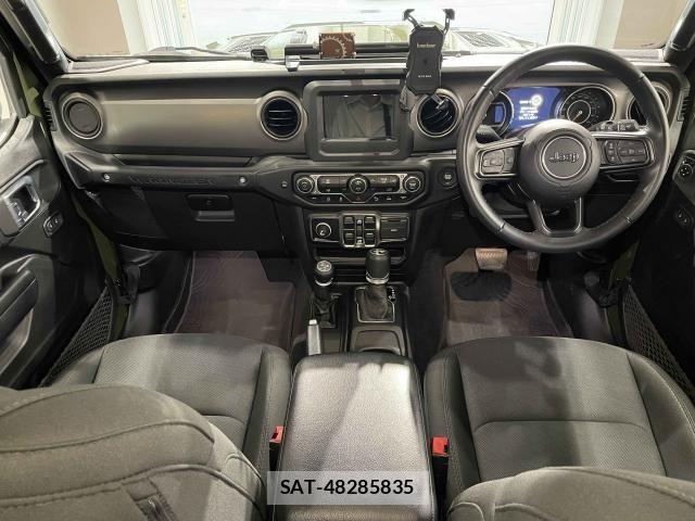 Jeep WRANGLER 2021-09 8829617-1