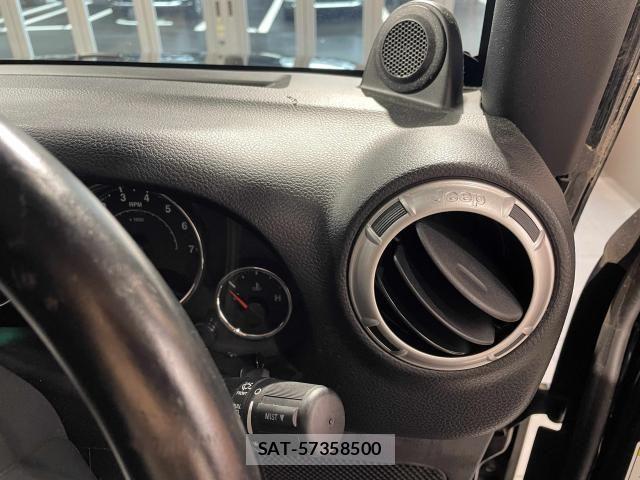 Jeep WRANGLER 2015-06 8871230-12