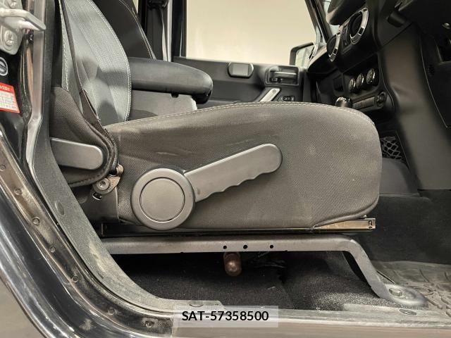 Jeep WRANGLER 2015-06 8871230-14