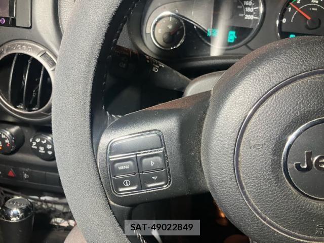 Jeep WRANGLER 2015-05 8880227-15
