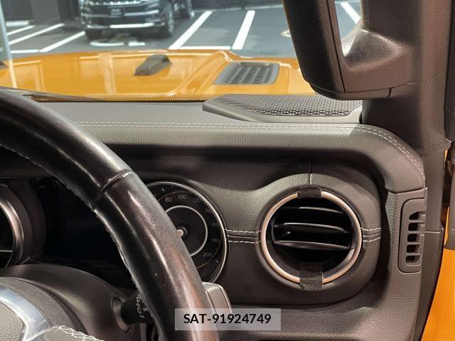 Jeep WRANGLER 2021-07 8880218-12