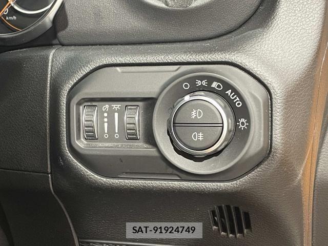 Jeep WRANGLER 2021-07 8880218-13