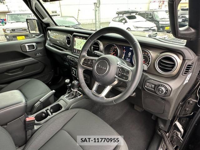 Jeep WRANGLER 2020-06 8880220-1