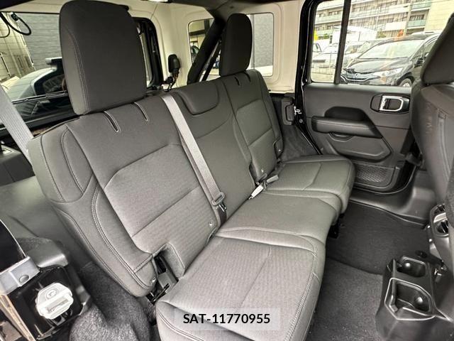 Jeep WRANGLER 2020-06 8880220-4