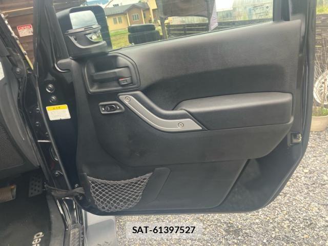 Jeep WRANGLER 2014-03 8883773-17