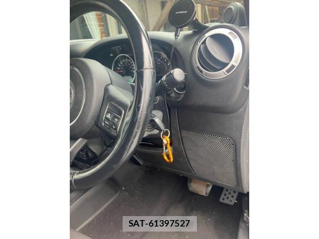 Jeep WRANGLER 2014-03 8883773-18