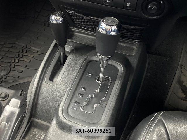 Jeep WRANGLER 2018-03 8883769-11
