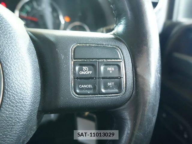 Jeep WRANGLER 2012-02 8883771-14