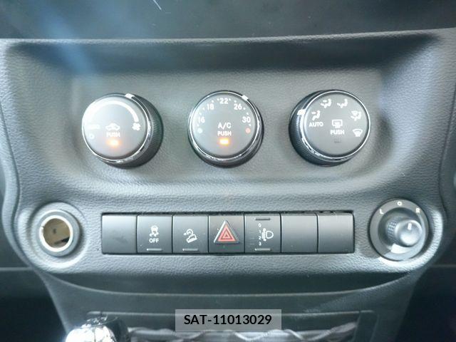 Jeep WRANGLER 2012-02 8883771-15