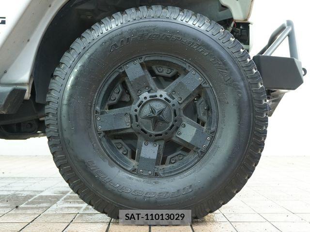 Jeep WRANGLER 2012-02 8883771-26