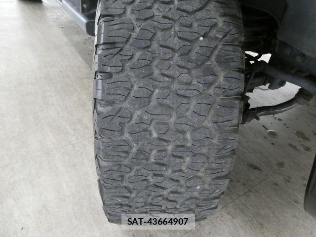 Jeep WRANGLER 2016-04 8883770-28