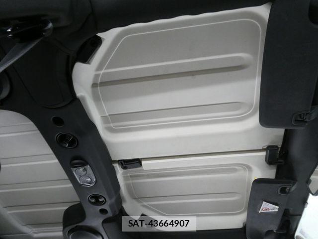 Jeep WRANGLER 2016-04 8883770-29