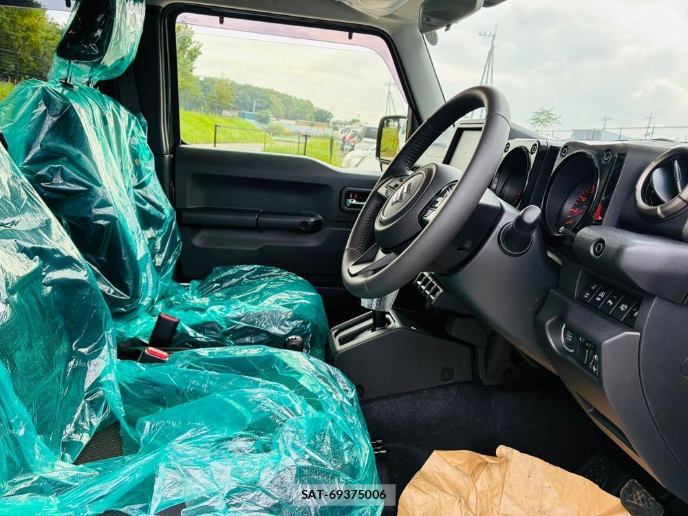Suzuki JIMNY 2026-05 7721540-11