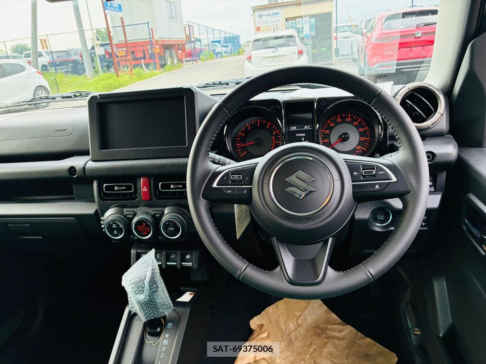 Suzuki JIMNY 2026-05 7721540-13