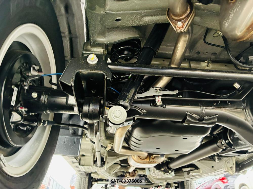 Suzuki JIMNY 2026-05 7721540-33