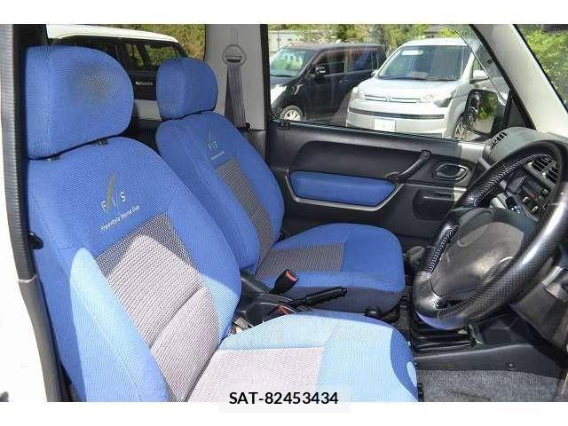 Suzuki JIMNY 2002-03 6906922-14