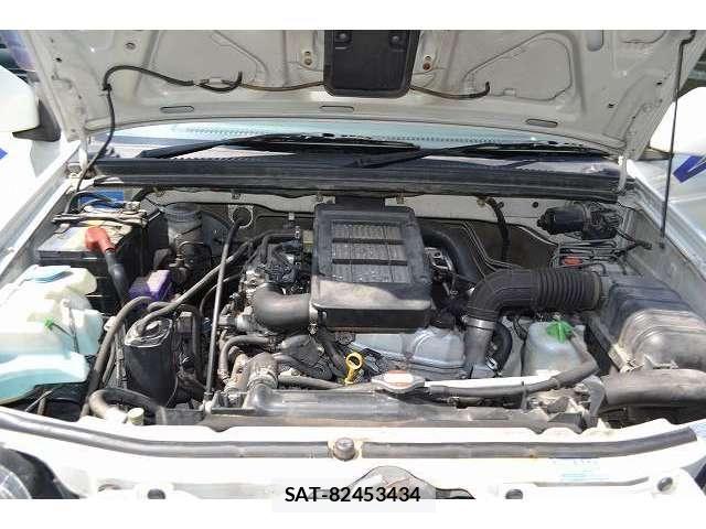 Suzuki JIMNY 2002-03 6906922-19