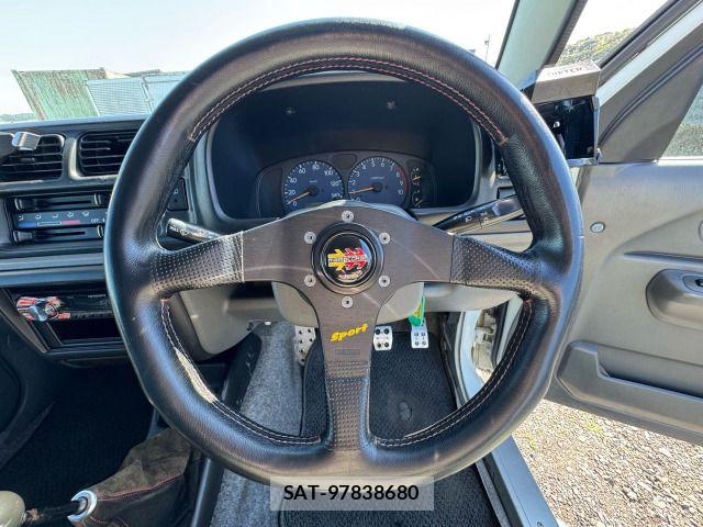 Suzuki JIMNY 2000-01 8880229-14