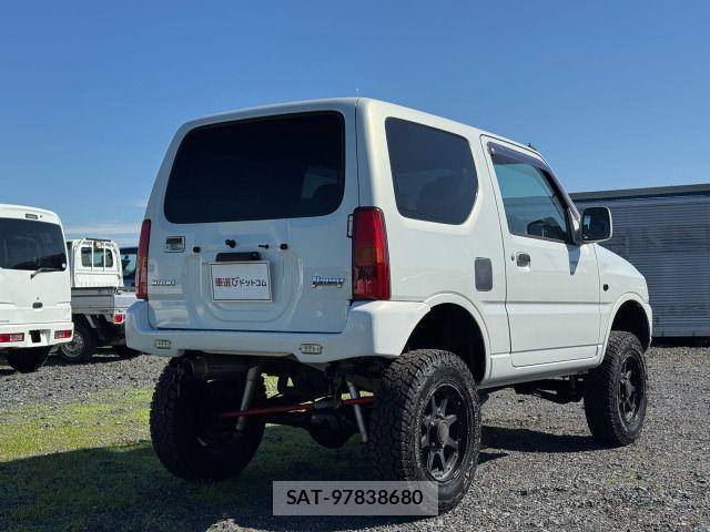 Suzuki JIMNY 2000-01 8880229-7
