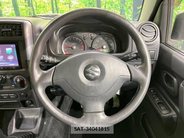 Suzuki JIMNY 2011-08 820447-10