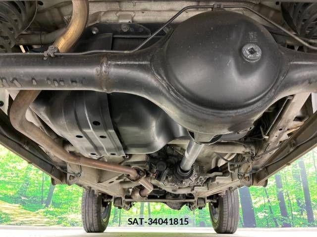 Suzuki JIMNY 2011-08 820447-18