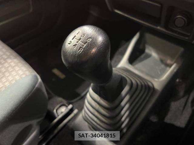Suzuki JIMNY 2011-08 820447-2