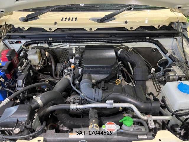 Suzuki JIMNY 2019-11 901878-17
