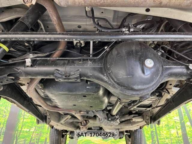 Suzuki JIMNY 2019-11 901878-18