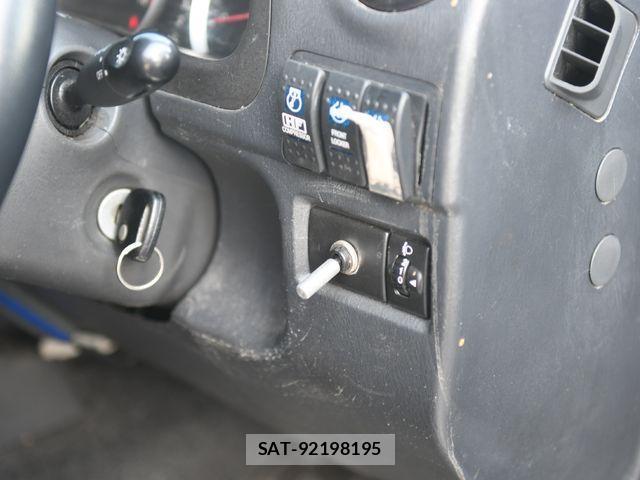 Suzuki JIMNY 2007-07 1222066-19