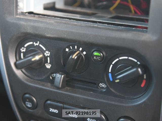 Suzuki JIMNY 2007-07 1222066-27