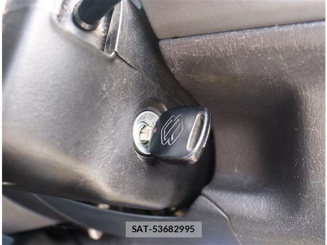 Suzuki JIMNY 2002-05 1310625-7