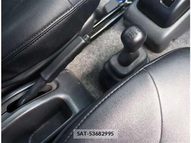 Suzuki JIMNY 2002-05 1310625-11