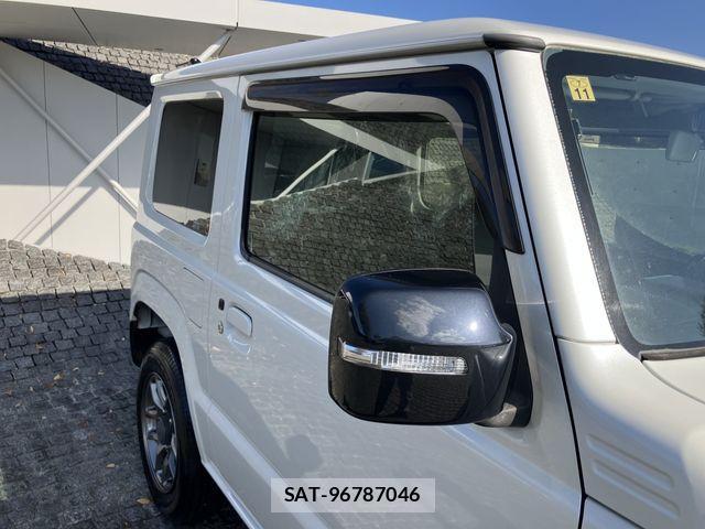 Suzuki JIMNY 2018-11 1421963-4